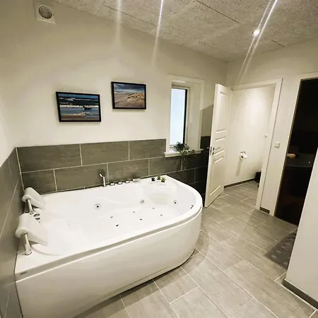 Marius - 400m From The Sea By Interhome *